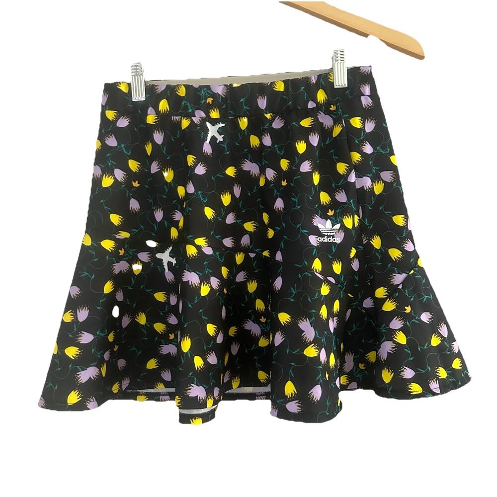 Adidas Originals AOP Skirt‎ Women’s Size Small A-Line Floral Active Skirt Black